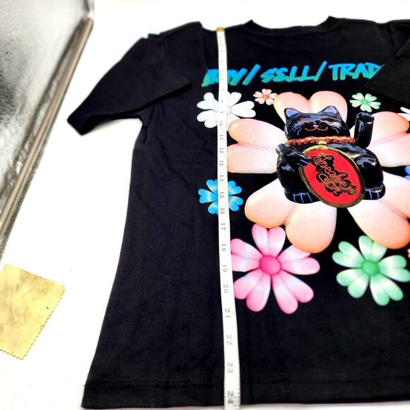 BRAND NEW SNEAKER CON TOKYO T-Shirt Size Medium LIMITED EDITION - Picture 11 of 15